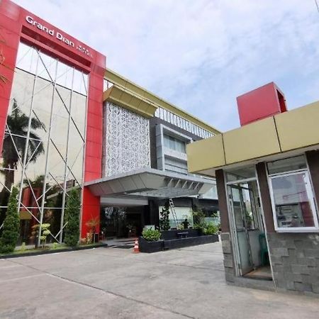 Grand Dian Hotel Slawi Tegal  Exteriér fotografie